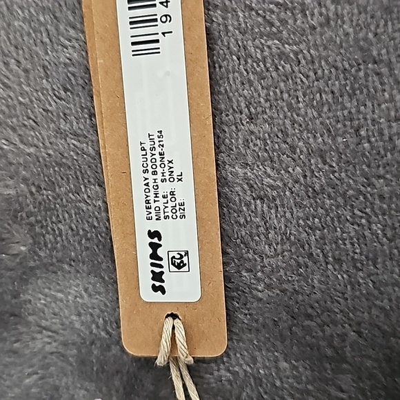 Skims EVERYDAY SCULPT - Picture 5 of 8